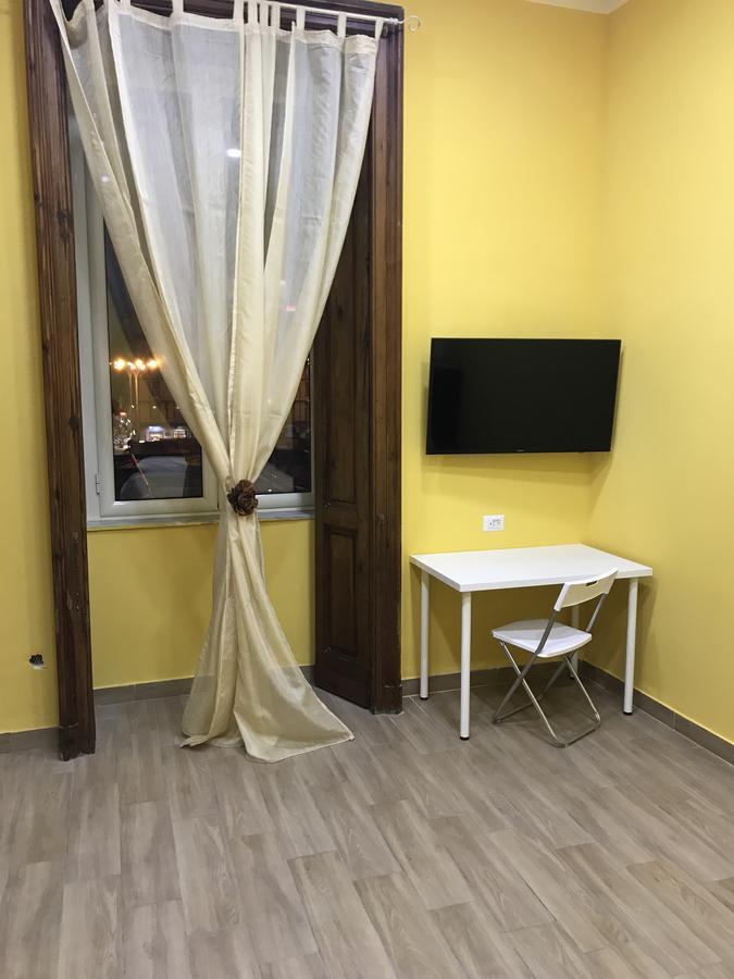 Bed and Breakfast La Casa Di Fafa Neapol Zewnętrze zdjęcie